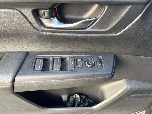 Used 2025 Honda CR-V Sport image 17