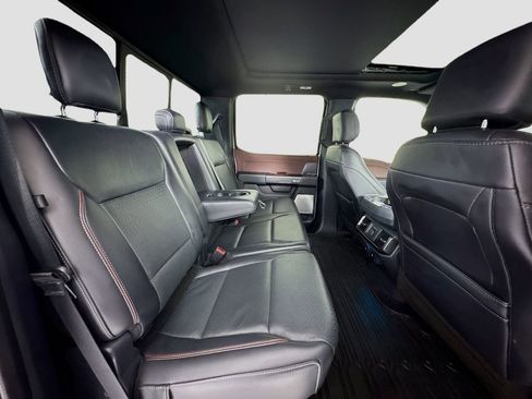 Used 2021 Ford F150 Lariat w/ Equipment Group 502A High image 27