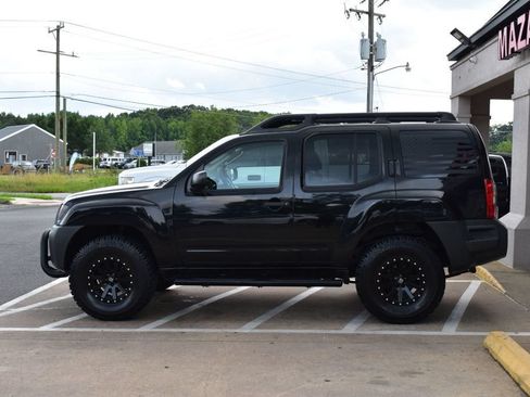 Used 2010 Nissan Xterra X AWD/4WD image 5