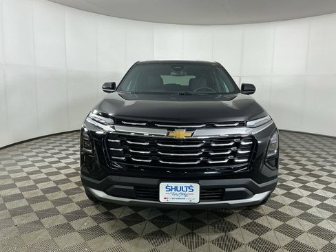 New 2027 Chevrolet Equinox LT AWD/4WD image 2