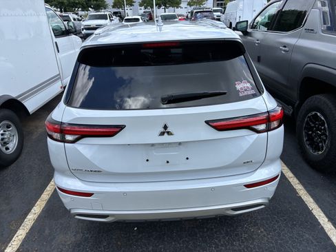 Used 2024 Mitsubishi Outlander SEL FWD image 7
