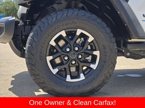 Used 2024 Jeep Wrangler Unlimited Rubicon 4xe AWD/4WD image 12