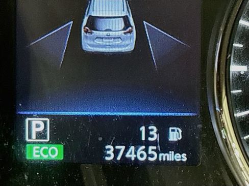 Used 2019 Nissan Rogue SV w/ Sun & Sound Touring Package AWD/4WD image 12