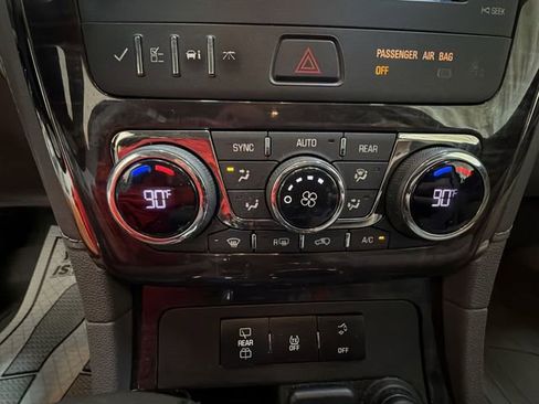 Used 2015 Buick Enclave Convenience image 18