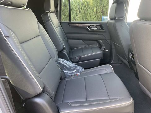 New 2026 GMC Yukon XL Elevation image 26