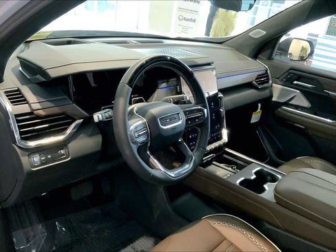 New 2026 GMC Acadia Denali Ultimate w/ LPO, All-Weather Package FWD image 8