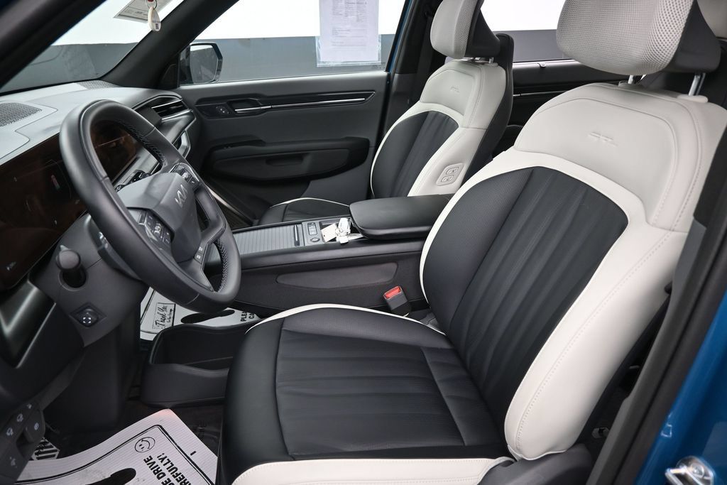 Used 2026 Kia EV9 GT-Line AWD/4WD image 28