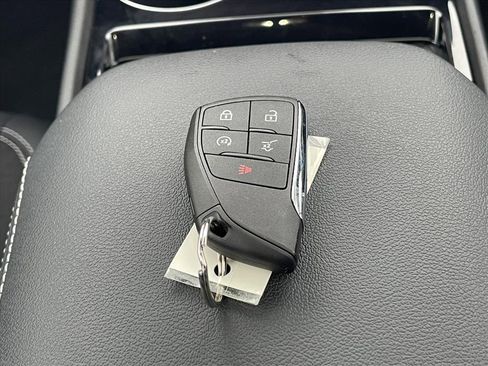 Certified 2024 Chevrolet Blazer EV LT image 21