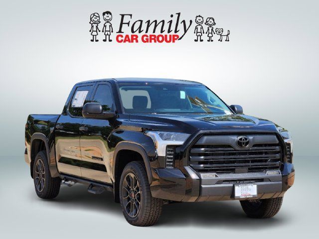 Used 2024 Toyota Tundra SR5 AWD/4WD image 2