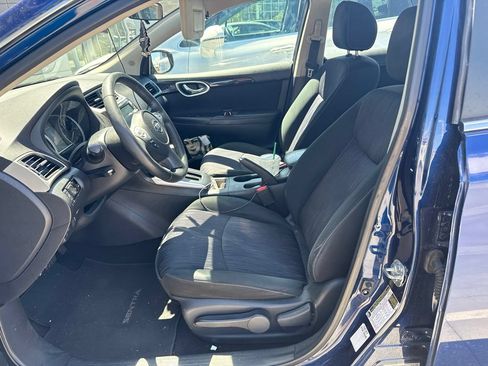Used 2019 Nissan Sentra SV FWD image 5