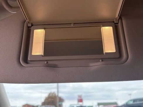 Used 2023 Ford Explorer Limited image 27