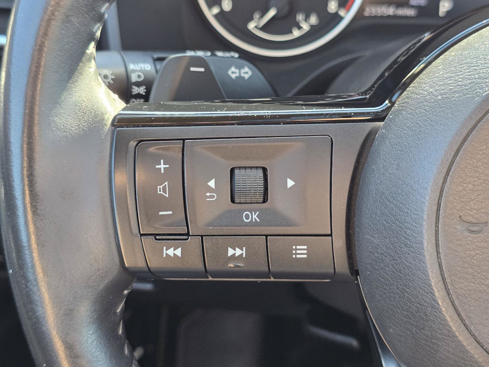 Used 2021 Nissan Rogue SL w/ Premium Package AWD/4WD image 32