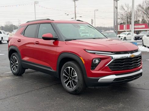 New 2026 Chevrolet TrailBlazer LT w/ Convenience Package FWD image 18