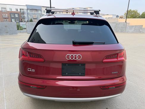 Used 2019 Audi Q5 2.0T Premium AWD/4WD image 4
