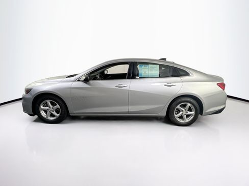 Used 2017 Chevrolet Malibu LS FWD image 8