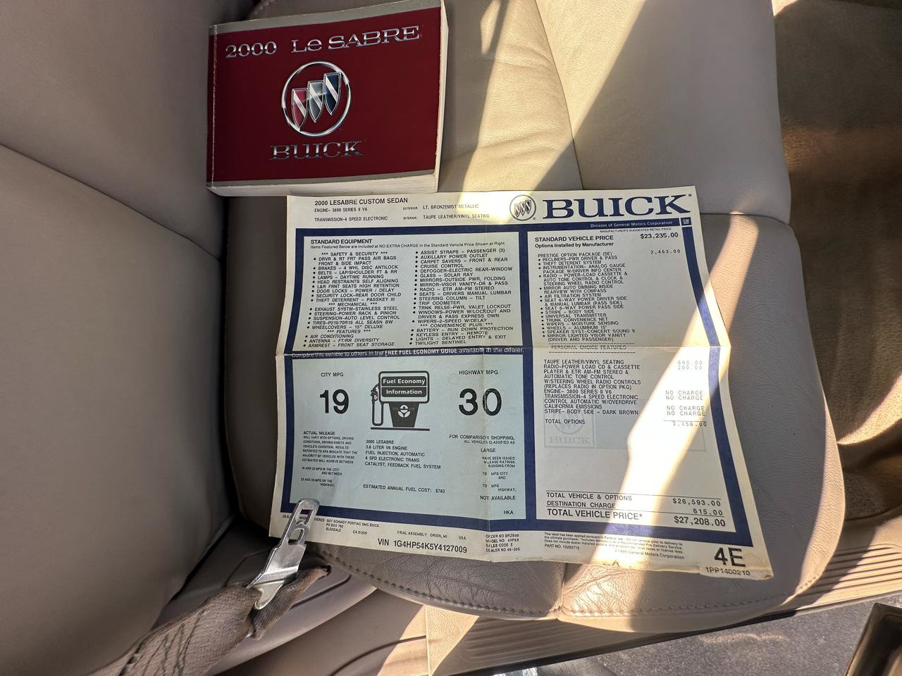 Used 2000 Buick Le Sabre Custom w/ Prestige Opt Pkg FWD image 28