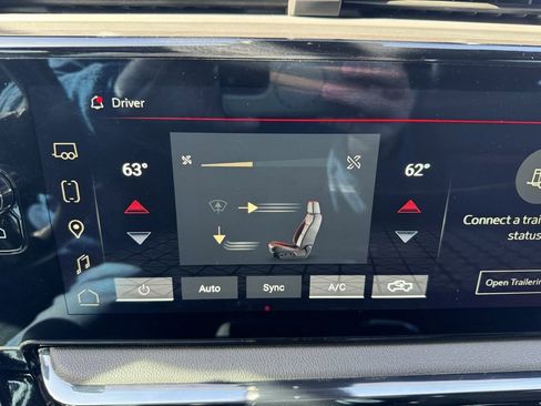 Used 2023 GMC Sierra 1500 AT4 w/ Technology Package image 30