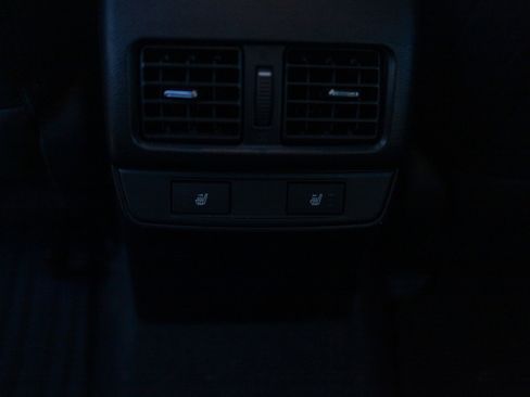 Used 2016 Subaru Outback 2.5i Limited image 17