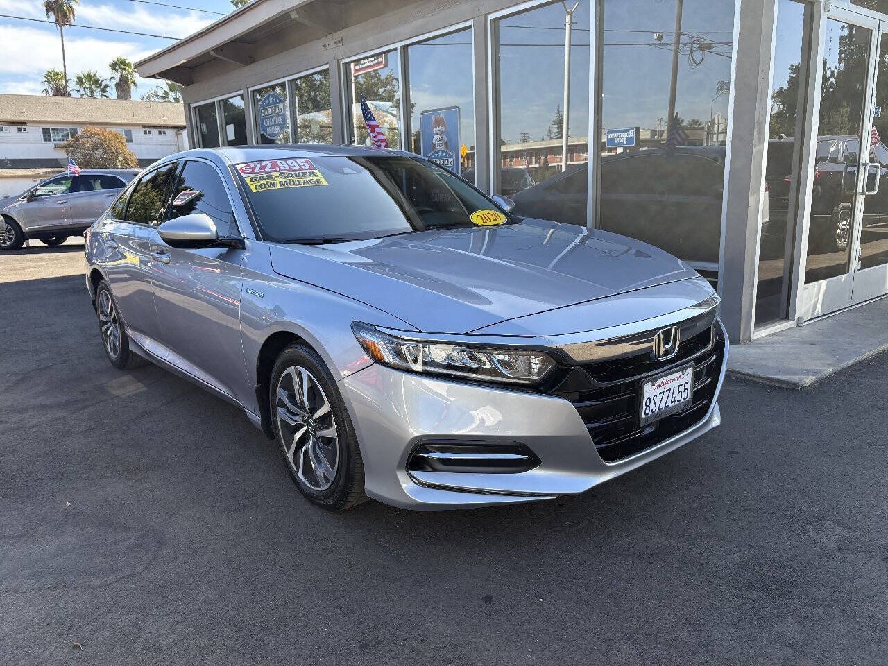 Used 2020 Honda Accord Hybrid image 1