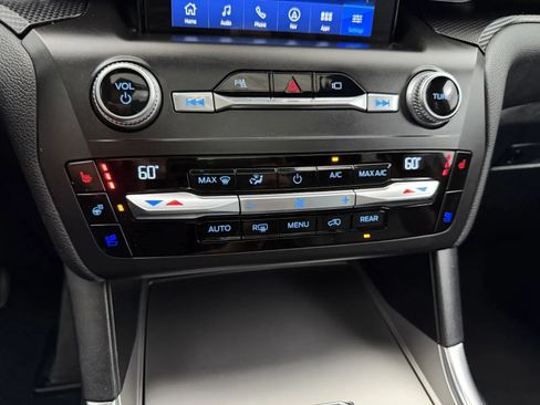 Used 2020 Ford Explorer ST w/ ST High-Performance Pack AWD/4WD image 33