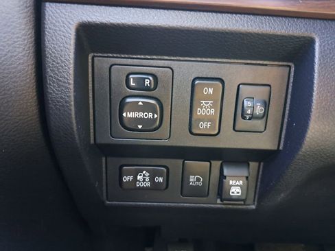 Used 2021 Toyota Tundra Limited w/ Nightshade Special Edition image 14