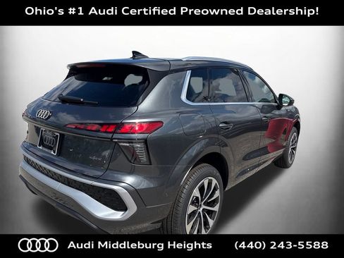 Used 2026 Audi Q3 quattro 2.0T AWD/4WD image 8