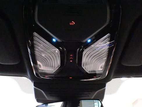 Used 2025 BMW X5 xDrive50e image 20