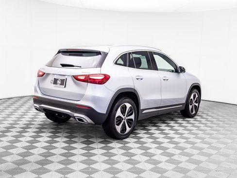 New 2026 Mercedes-Benz GLA 250 4MATIC image 5