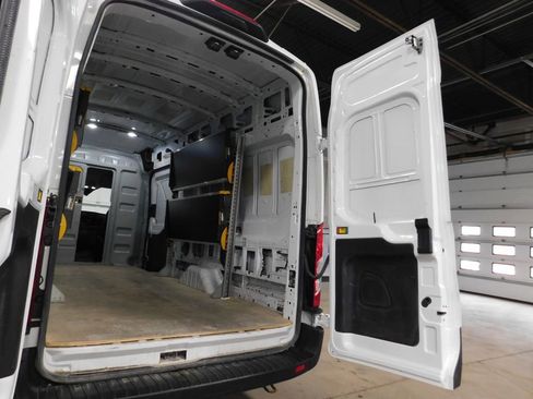 Used 2022 Ford Transit 250 148 High Roof Extended AWD image 80