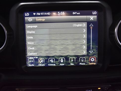 Used 2020 Jeep Wrangler Unlimited Sahara AWD/4WD image 29