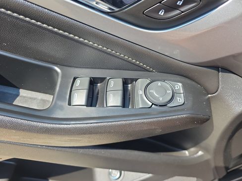 Used 2023 Chevrolet Traverse LT w/ LPO, Floor Liner Package FWD image 27