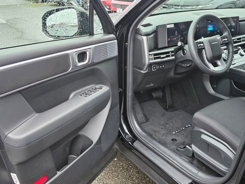 New 2026 Hyundai Santa Fe SE image 17