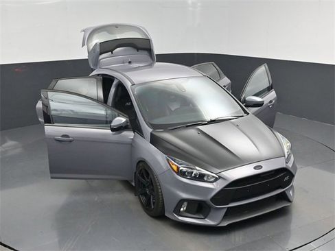 Used 2016 Ford Focus RS image 59