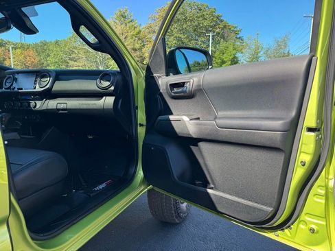 Used 2022 Toyota Tacoma TRD Pro image 16