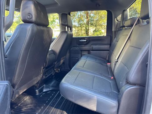 Used 2021 Chevrolet Silverado 2500 W/T w/ WT Convenience Package image 10