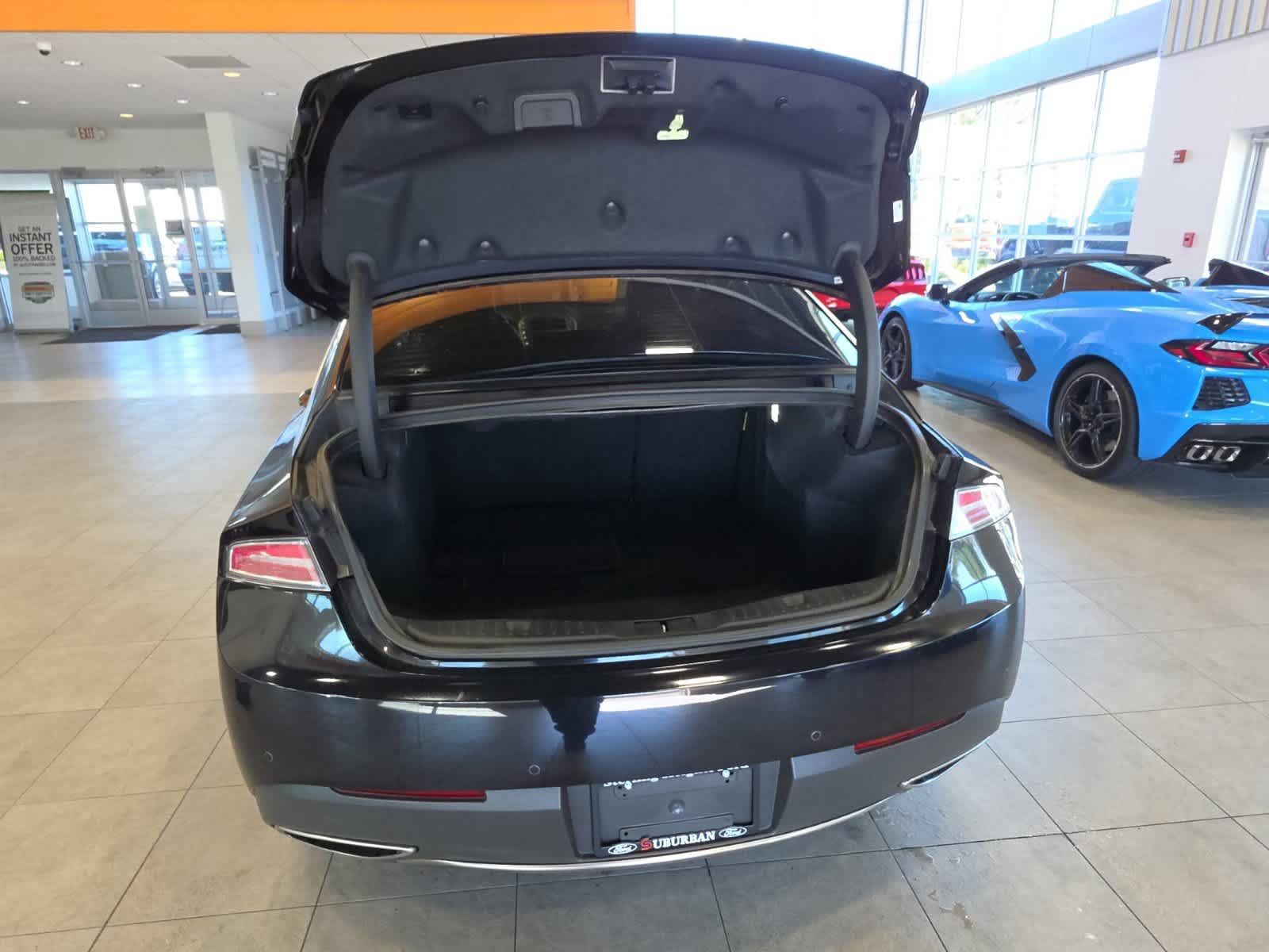 Used 2020 Lincoln MKZ Reserve w/ Elements Package AWD/4WD image 8