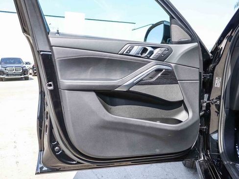 Used 2025 BMW X6 xDrive40i AWD/4WD image 22