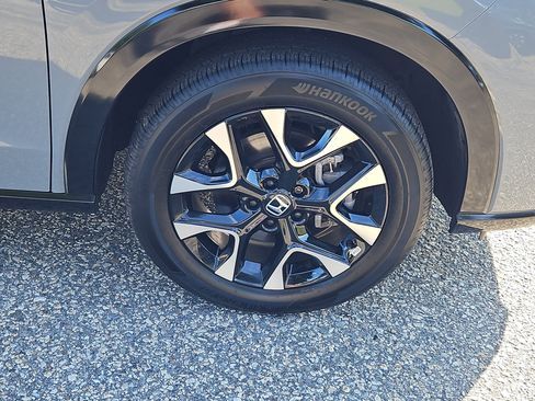 Certified 2026 Honda HR-V EX-L image 23