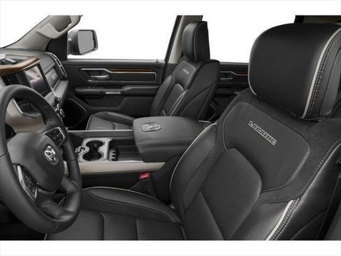 Used 2022 RAM 1500 Laramie AWD/4WD image 28