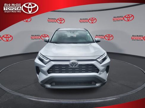 Used 2025 Toyota RAV4 XLE FWD image 3