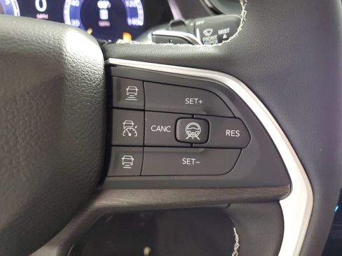 New 2026 Jeep Grand Cherokee Limited AWD/4WD image 23