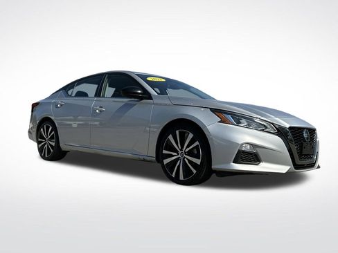 Used 2022 Nissan Altima 2.5 SR image 9
