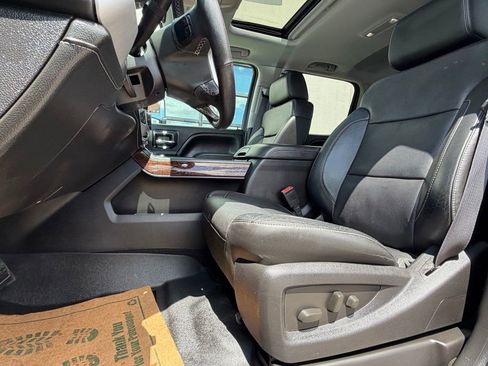 Used 2015 GMC Sierra 3500 SLT AWD/4WD image 9