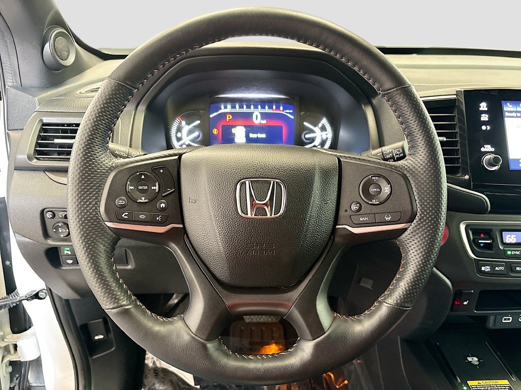 Used 2025 Honda Passport TrailSport image 11