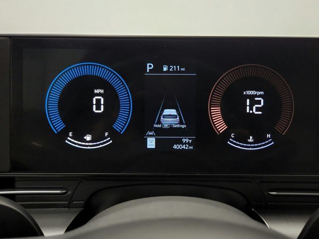 Used 2025 Hyundai Kona SEL FWD image 30