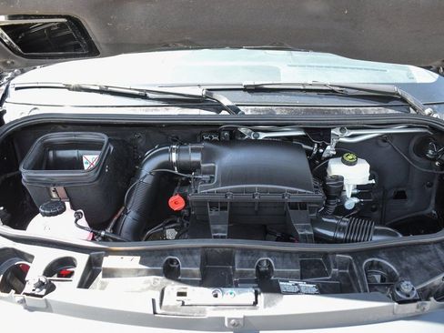 Used 2021 Mercedes-Benz Sprinter 2500 image 17