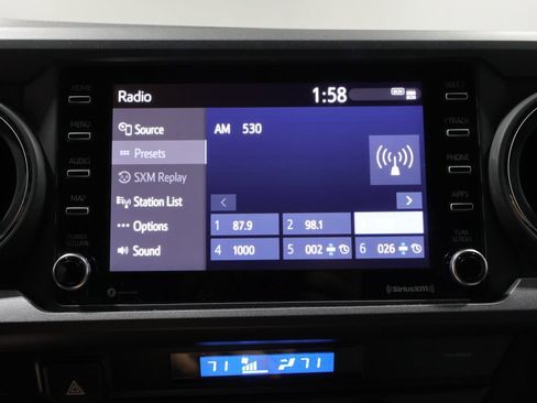 Used 2023 Toyota Tacoma TRD Sport AWD/4WD image 27