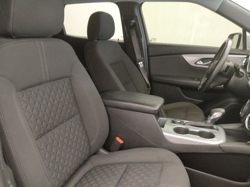 Used 2021 Chevrolet Blazer LT FWD image 21
