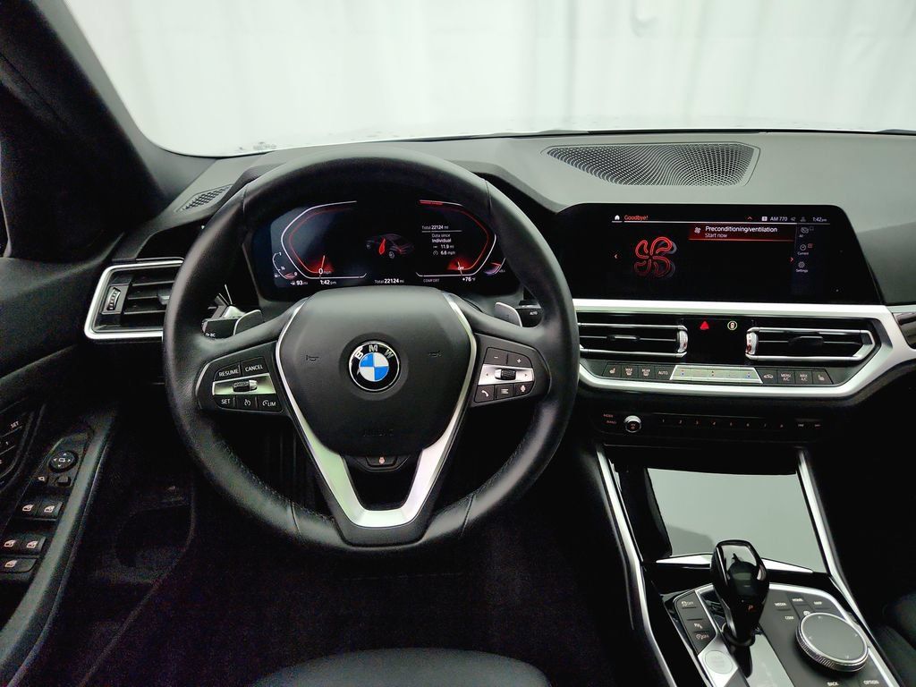 Used 2019 BMW 330i xDrive Sedan w/ Driving Assistance Package AWD/4WD image 32
