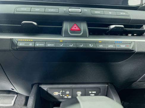 New 2025 Kia K4 LXS image 25